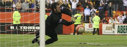 Paul Gallacher saves penalty at Aberdeen